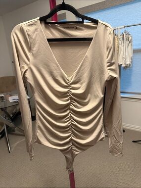 Abercrombie & Fitch Cream Ruched V-Neck Long-Sleeve Bodysuit